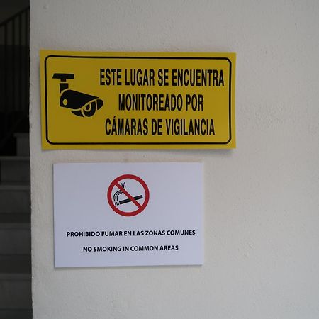 J & E Malaga Center Apartamentos Экстерьер фото