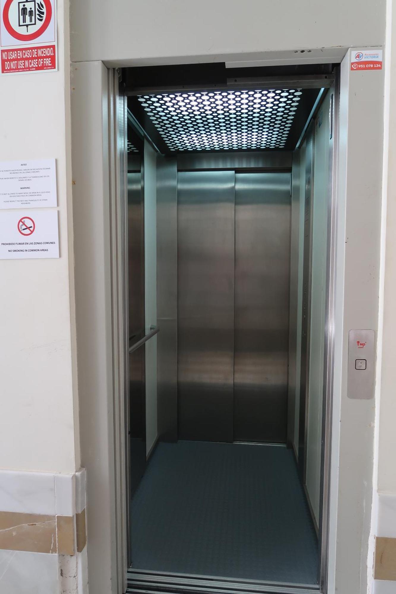 J & E Malaga Center Apartamentos Экстерьер фото