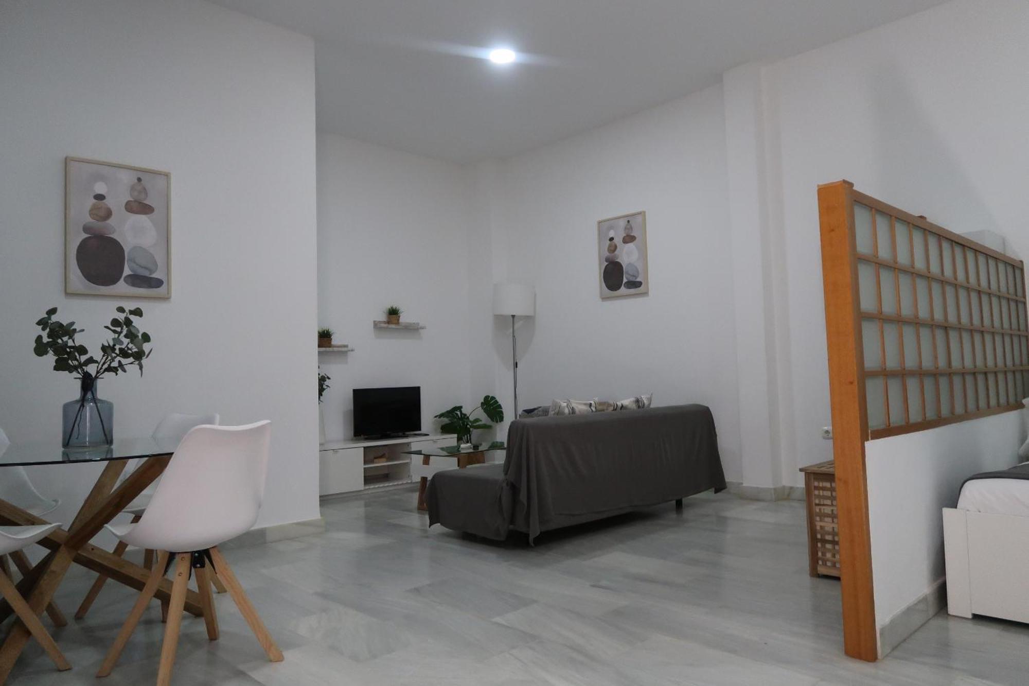 J & E Malaga Center Apartamentos Экстерьер фото