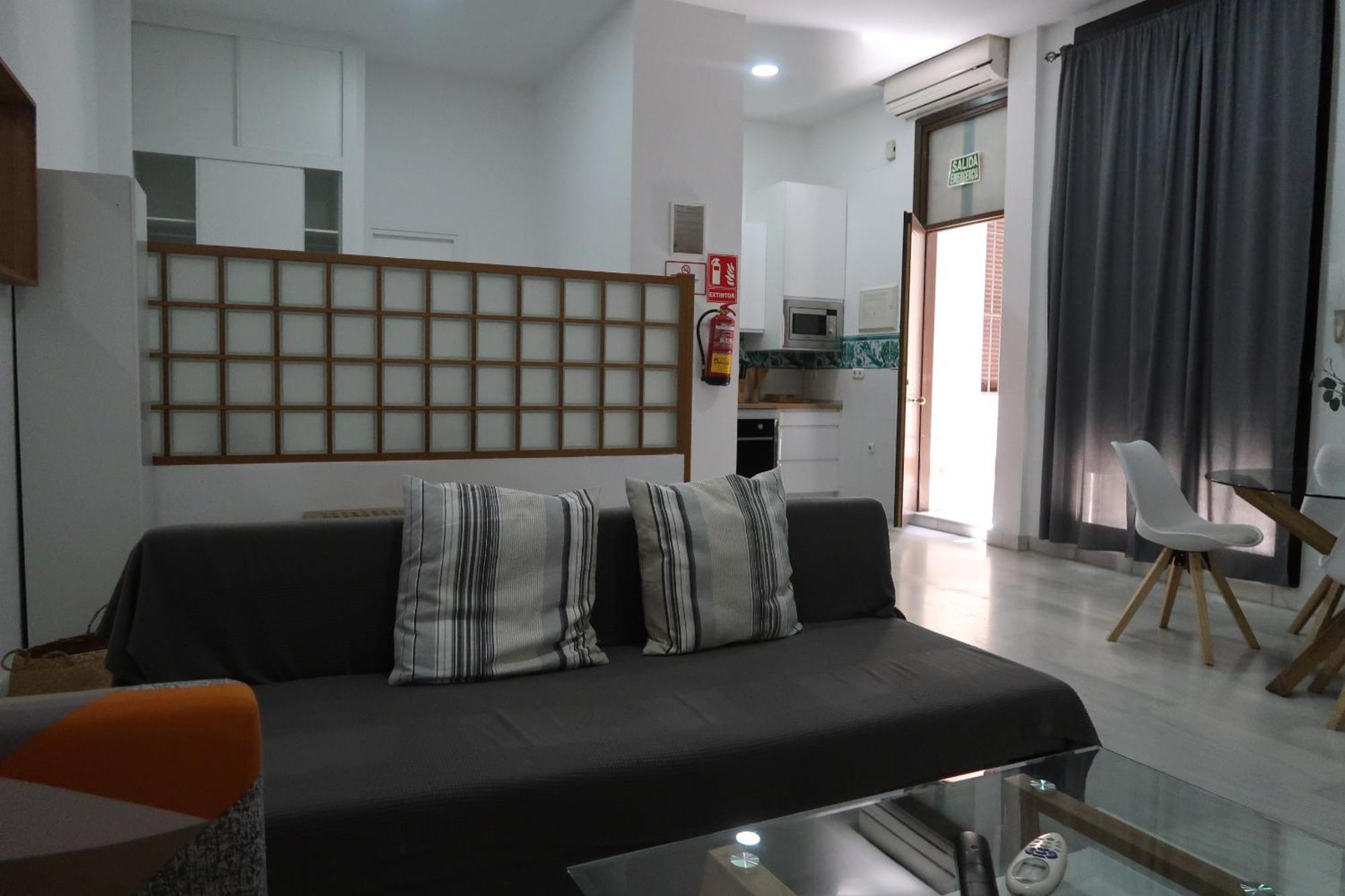 J & E Malaga Center Apartamentos Экстерьер фото