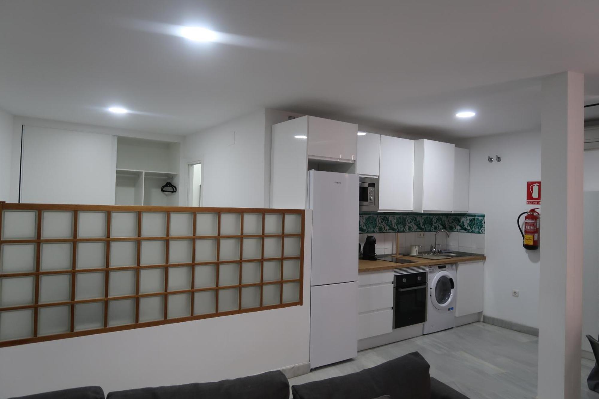 J & E Malaga Center Apartamentos Экстерьер фото