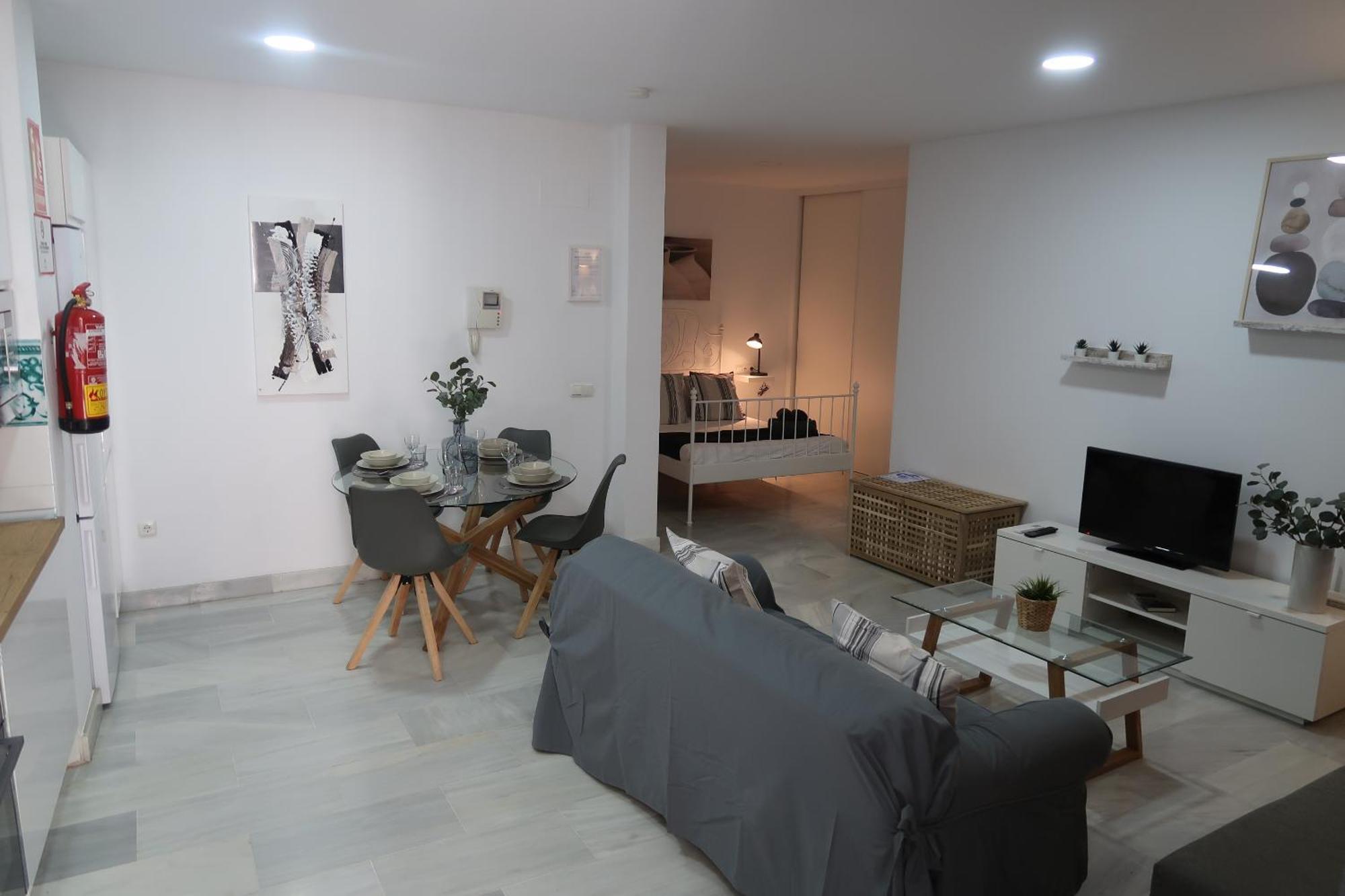 J & E Malaga Center Apartamentos Экстерьер фото